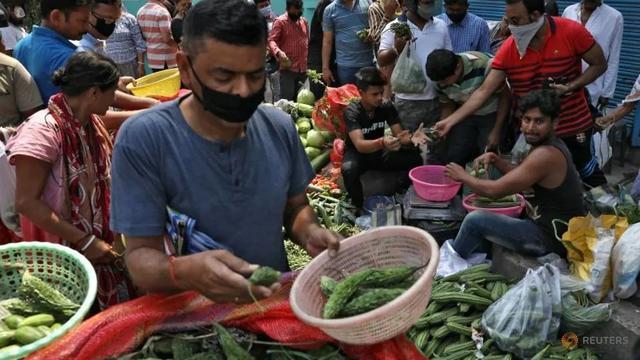 右手视频在线观看海报