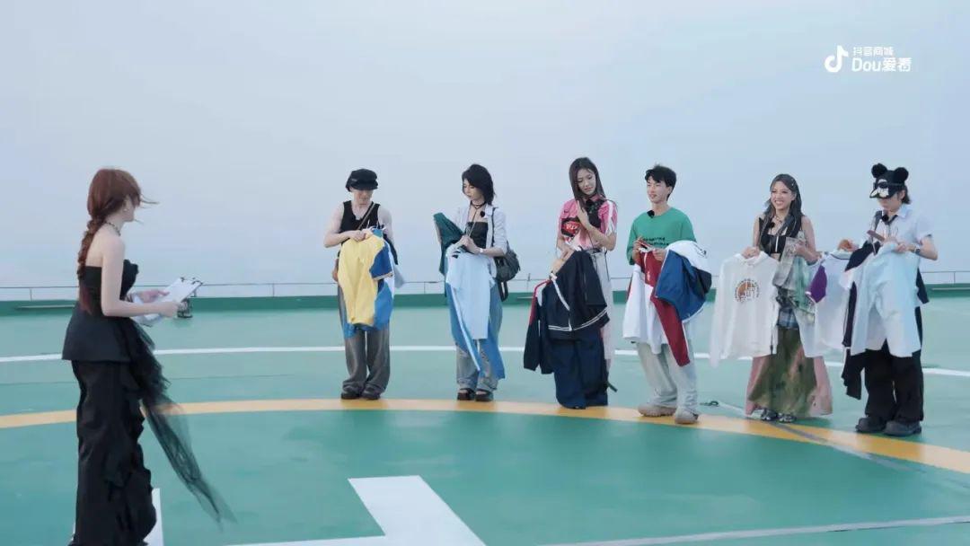 国内精品九九久久精品海报